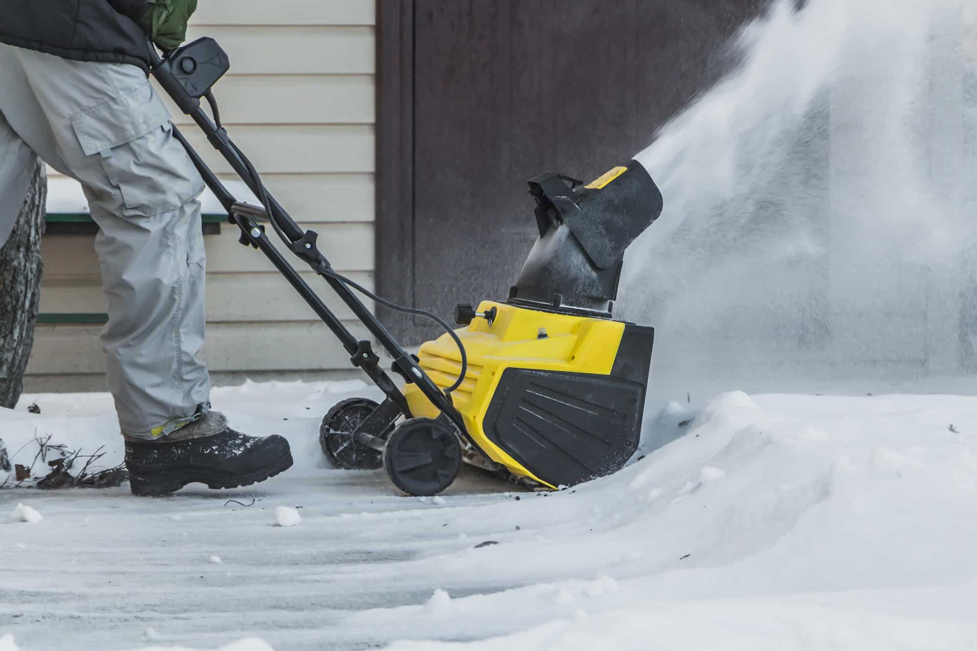 10 best electric snow blower: top picks and buying tips