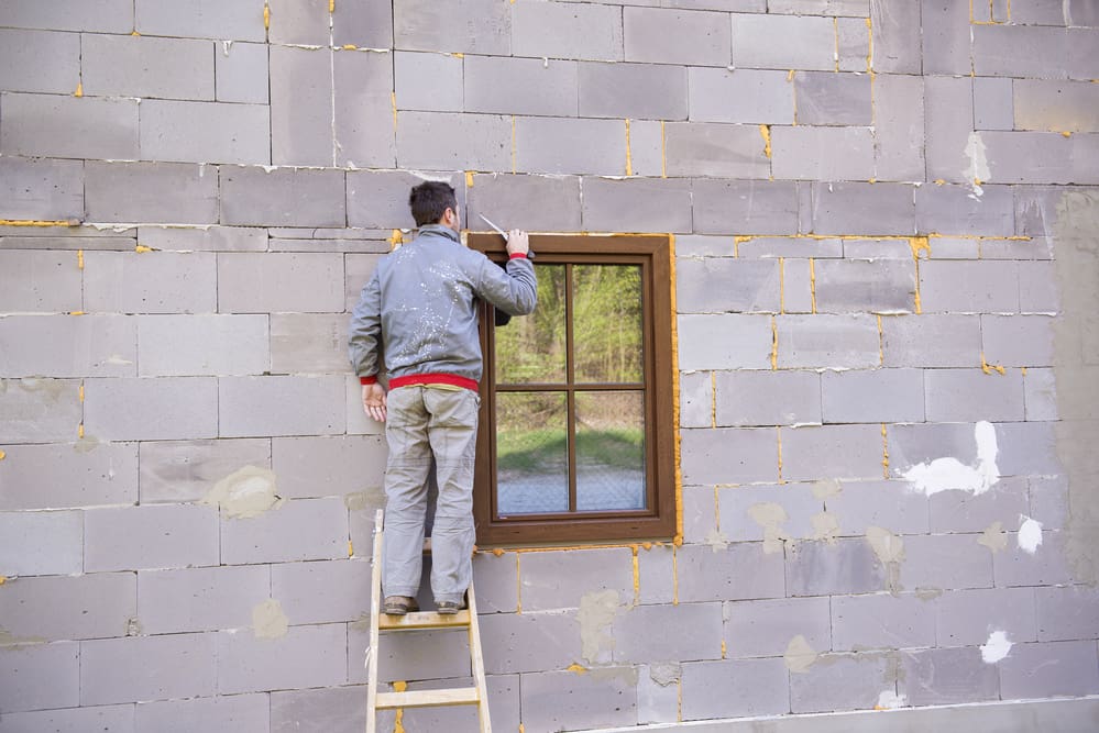 How to remove hardened exterior caulk? (With Tools & Method)
