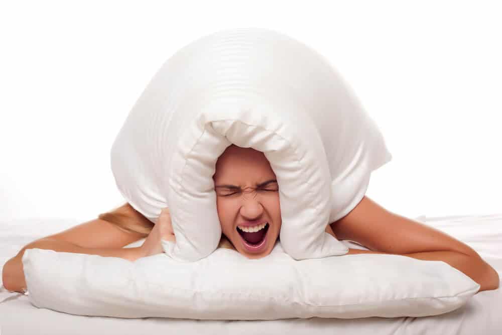 Are Canopy Beds Squeaky? {These 9 Tips can Fix}
