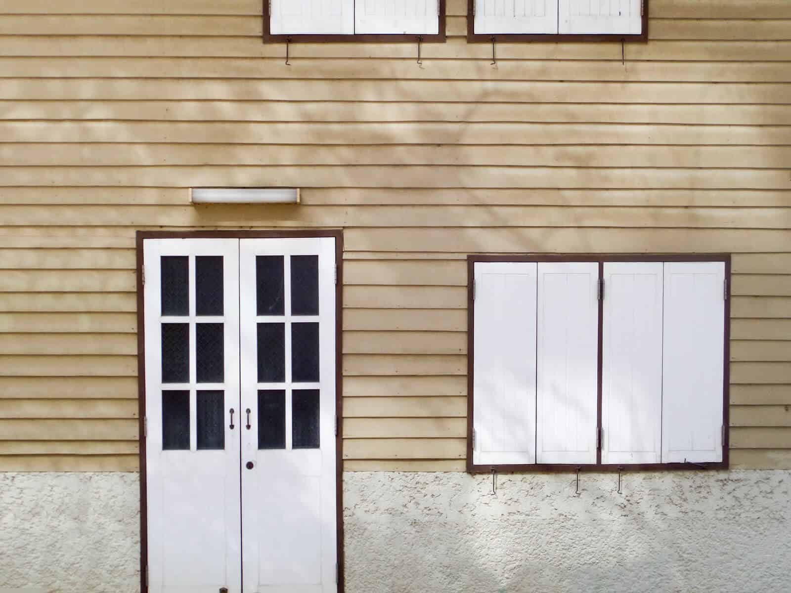12 Common Examples of Millwork (Explained with Pictures)
