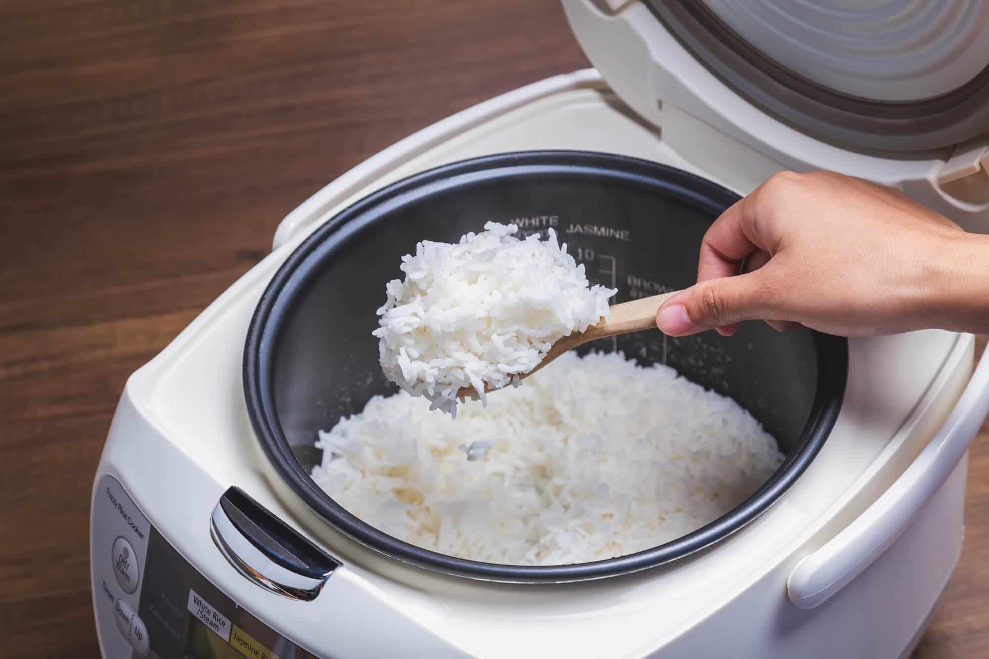 How to Reheat Rice in Rice Cooker: Quick and Easy Guide